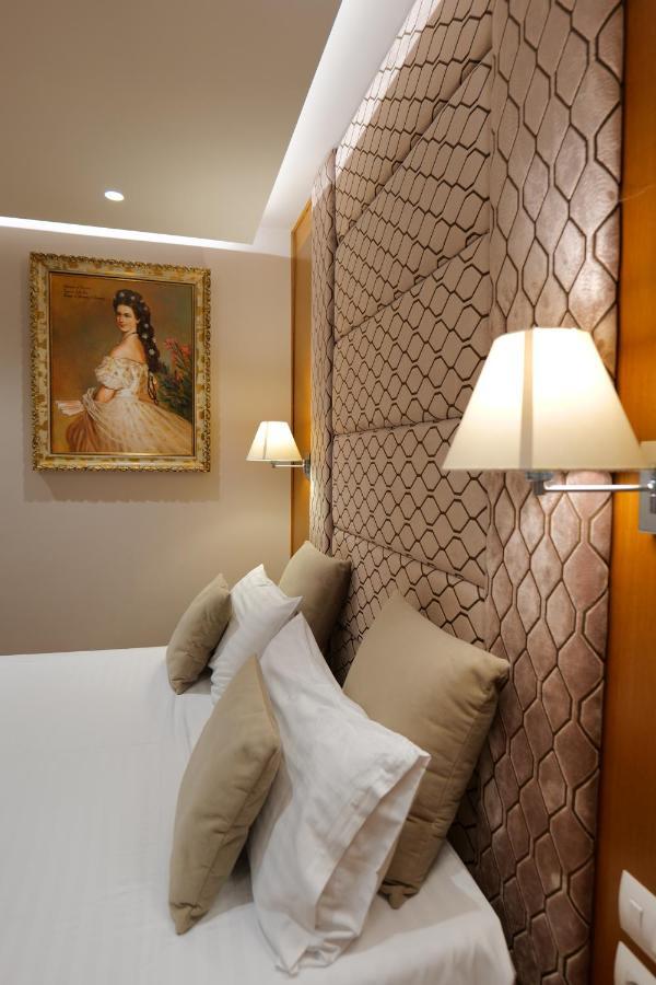 Hotel Queen Selita Kültér fotó