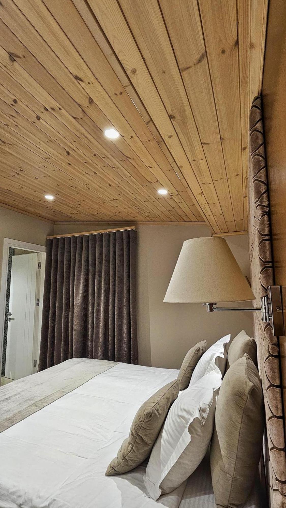 Hotel Queen Selita Kültér fotó