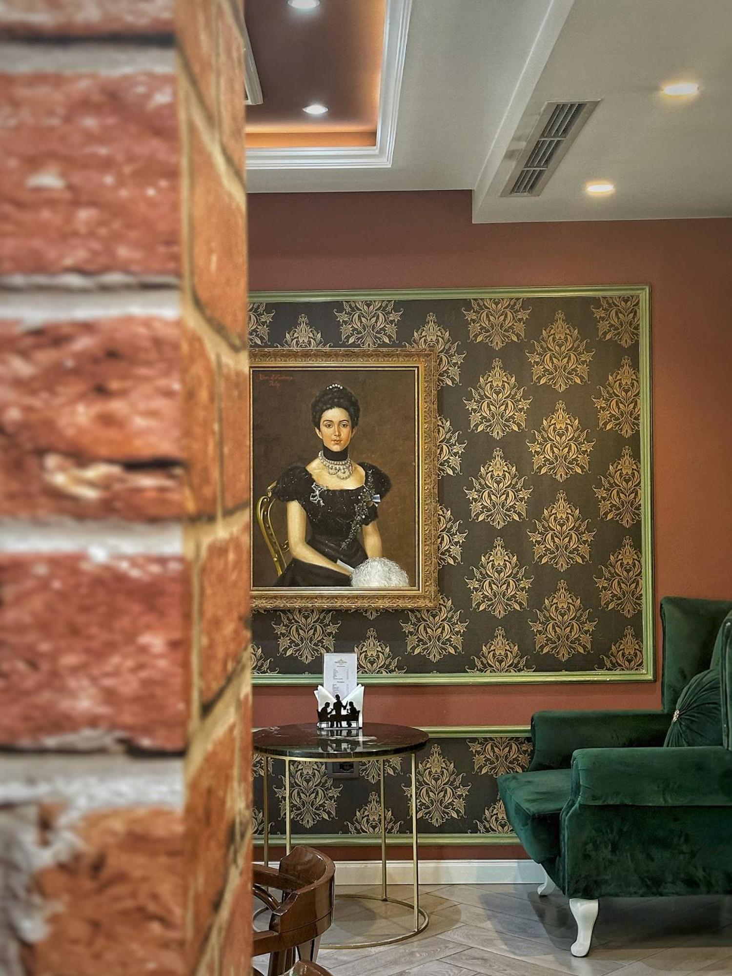 Hotel Queen Selita Kültér fotó