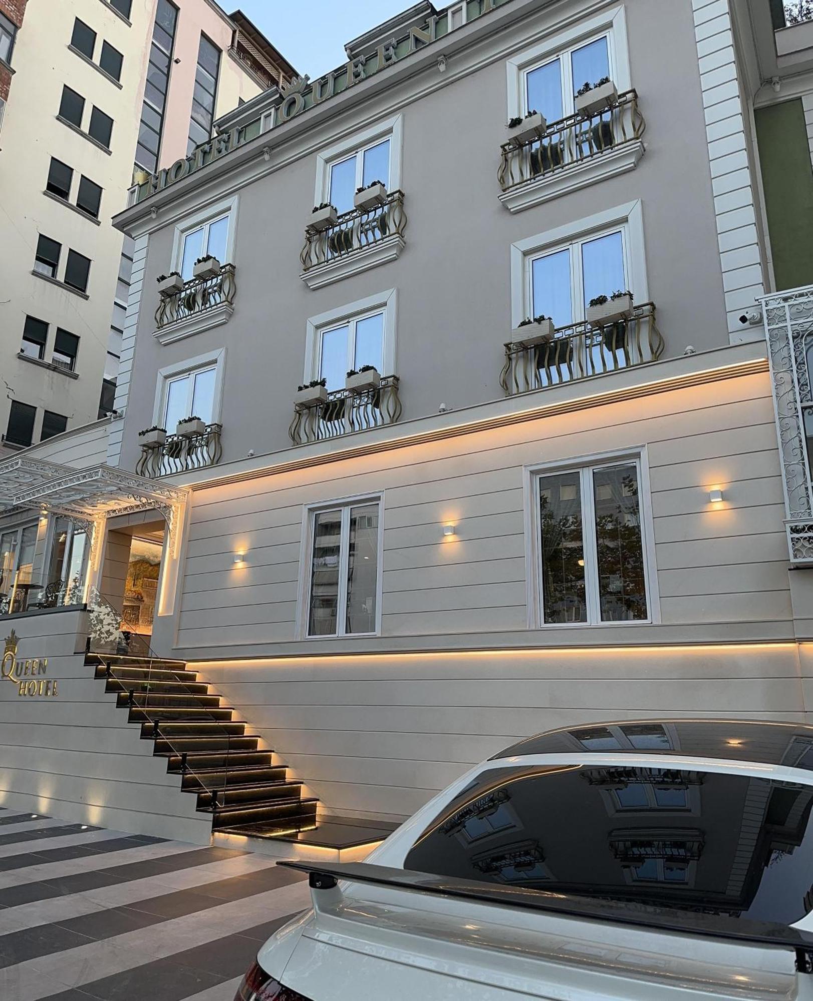 Hotel Queen Selita Kültér fotó