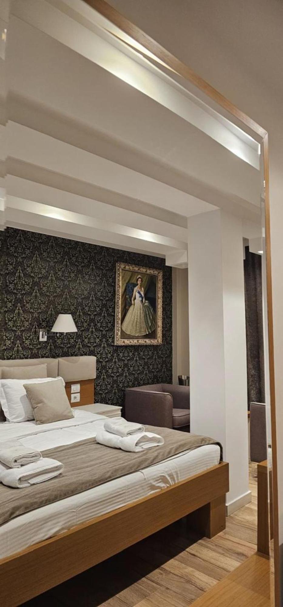 Hotel Queen Selita Kültér fotó