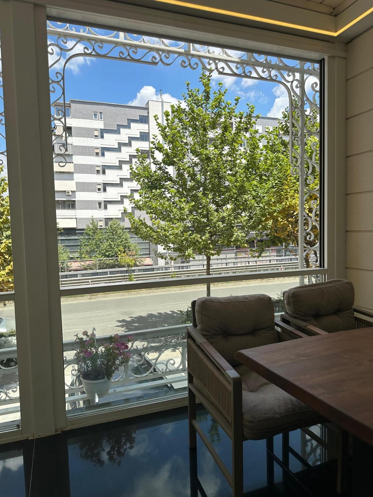 Hotel Queen Selita Kültér fotó